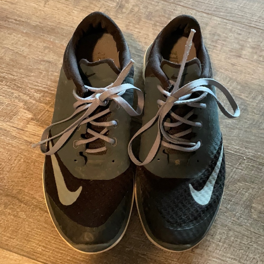 Nike FS Lite Run 2 Women's Shoes Size 6.5